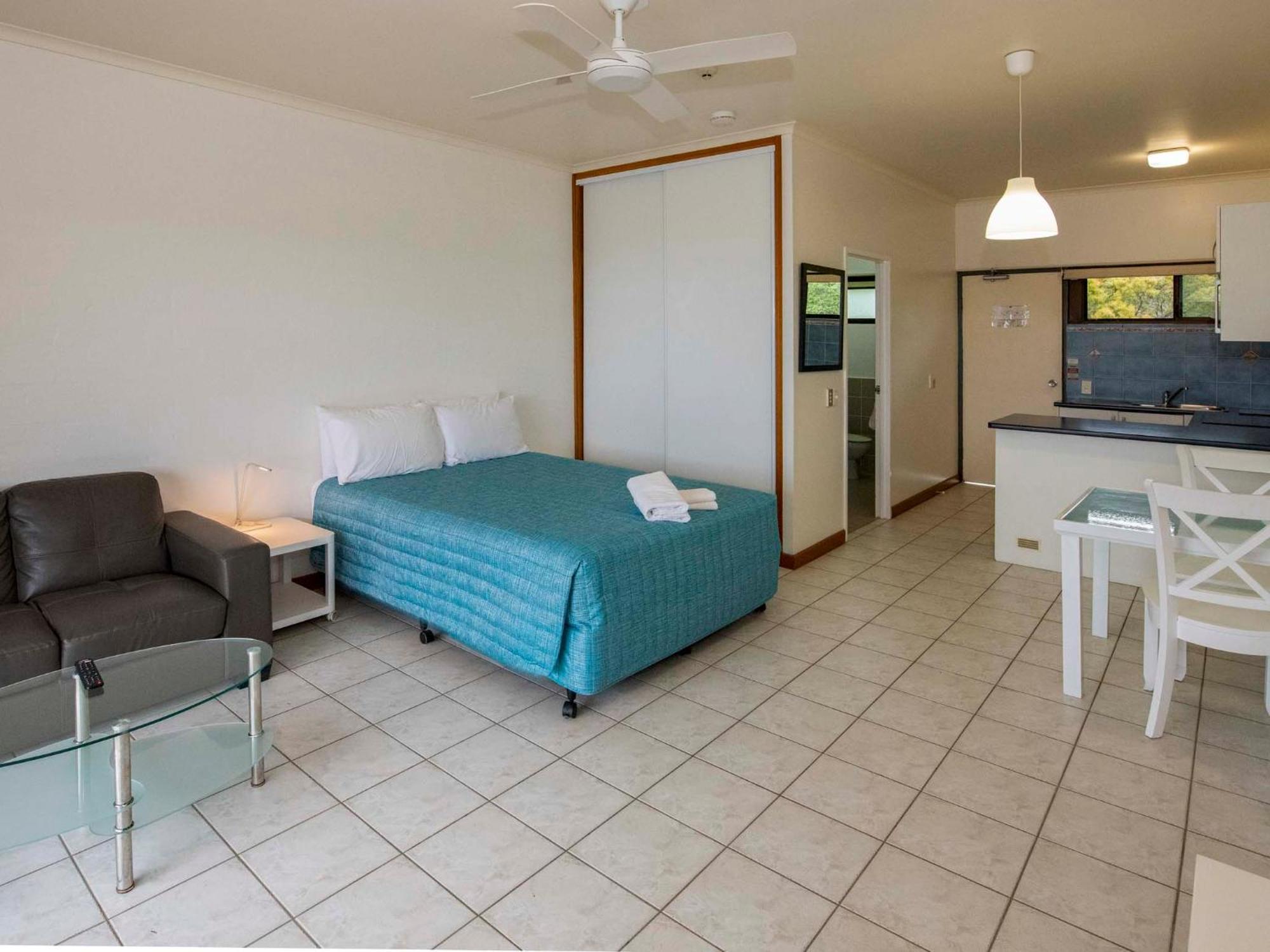Anchorage On Straddie Point Lookout Room photo